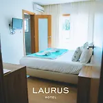 Laurus Hotel