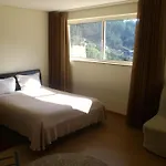 Hotel Lagoa Azul Do Geres