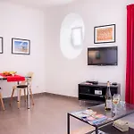 Apartamentos Marreiros Neto
