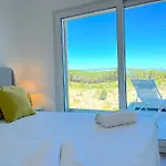 Mar A Vista - Condominium With Pool, Gym And Sea Views