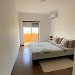 Rooms In Faro Close To Airport