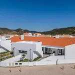 Casa Zavial