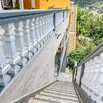 Vale Dos Amores, A Home In Madeira