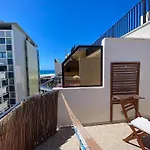 Maui Surfer\'S House Sea View Caparica Beach House