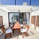 Maui Surfer\'S House Sea View Caparica Beach House