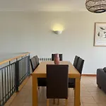 Lovely 3 Bedroom Villa With Pool In Great Location