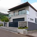 Paradise Views - Pereira House