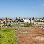 Remarkable 1 Bedroom Apartment Costa Da Caparica