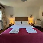 Casa De Santo Antonio Moledo