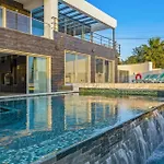 Villa Vintila By Villa Plus
