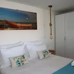Hillside House Suites & Spa
