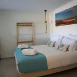 Hillside House Suites & Spa