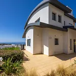 Azure Serenity Villa At Quinta Da Fortaleza