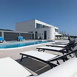 Marinhas Bed & Breakfast