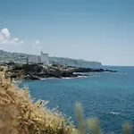 Sea & Rocks 15 - House