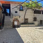 Eido De Bairros - Casa Vinha Da Touca T1