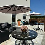 Guest House Mj