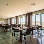 Hotel De Guimaraes Business & Spa