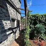 As Casinhas Da Madeira - Cosy Stone Cottage In A Subtropical Garden