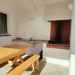 Casa Dos Castanheiros - The White Cottage