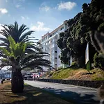 Regatta - Beachfront And Sea Views