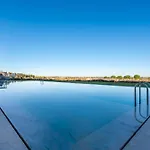 Cond Bayline - T2 - Spa - Pool - Gym - Wifi - Nemo - By Bedzy