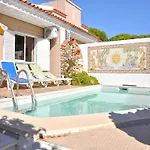 Horacio Villa Is Located Near The Center Of Vilamoura