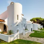 Villa Carlos