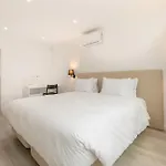 Guest House J&C