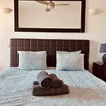 Lagos Marina View Apartment Near Beaches And Shops