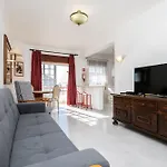 1 Bedroom Apartment By Algarvemanta
