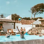 Lapoint Surf Camp Ericeira