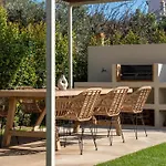 Modern Sea View Villa, Heated Pool,Rooftop Jacuzzi Outdoor Kitchen 12Min Faro Airport