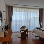 Sao Vicente Lodge - Panoramic Retreat