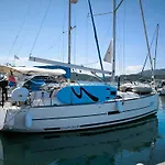Troia - Veleiro Em Marina