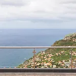 Ana\'S View, Cozy Apartment, Ac, Sea View & Parking