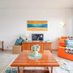 Seaview Apartment By Moje Holiday
