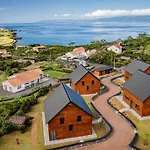 Cabanas Do Pico 1B