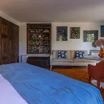 Sintra Wow - Unique Double Smart Room In 17Th Century Palace! Hot Tub, Snooker, Bbq, Ps5, Sauna, Gym
