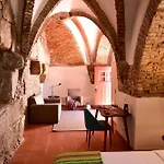 The Noble House - By Unlock Hotels