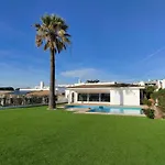 Seafront Luxury Villa By Lovelystay
