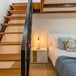 Vila Sun House Ab