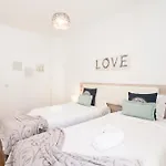 Beguest Cascais Inn Apartments
