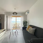 Quarteira Frente Praia II By Homeslow Rentals