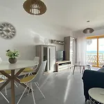 Quarteira Frente Praia II By Homeslow Rentals