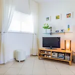 Alvor 3 Bed Apt With Airconditioning, Sea And Poolview Near Beach