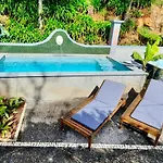 Quinta Belmonte With Private Heated Pool In Funchal