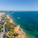 Spectacular 2 Bed Apartment, Huge Terrace And Sea View