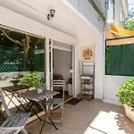 Beguest Gandarinha Apartment