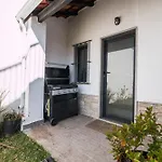 Beguest Sun & Pool House